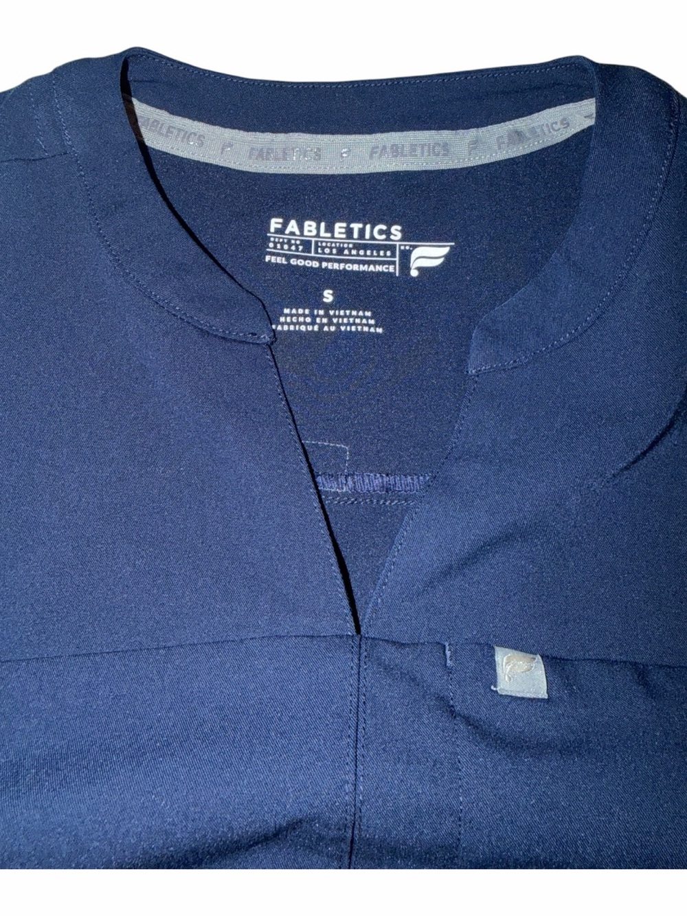 Fabletics Women’s Navy Solid Medical nurse Scrub Top Shirt sleeveless Size Small - Picture 4 of 6